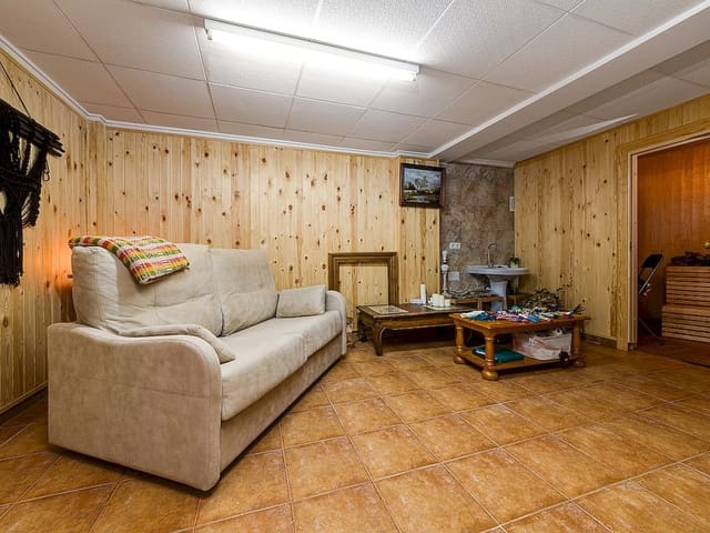 4 sypialnia Willa na sprzedaż w La Mata, Torrevieja z basenem garażem - 850 000 € (Ref: 10078341)