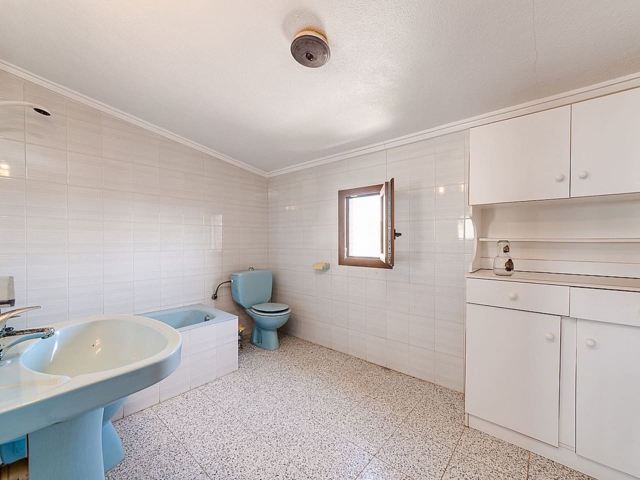 4 bedroom Villa for sale in La Mata with pool garage - € 850,000 (Ref: 10078341)
