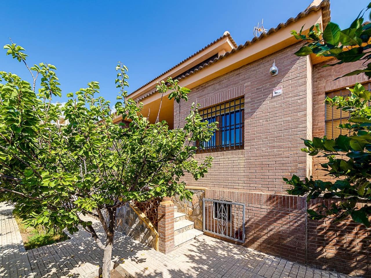4 bedroom Villa for sale in La Mata with pool garage - € 850,000 (Ref: 10078341)