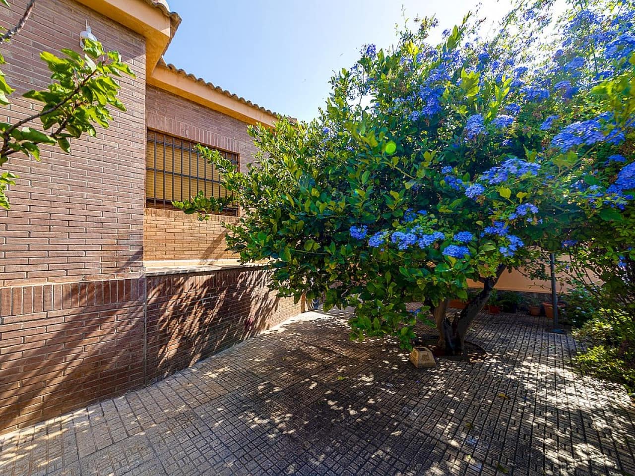 4 bedroom Villa for sale in La Mata with pool garage - € 850,000 (Ref: 10078341)