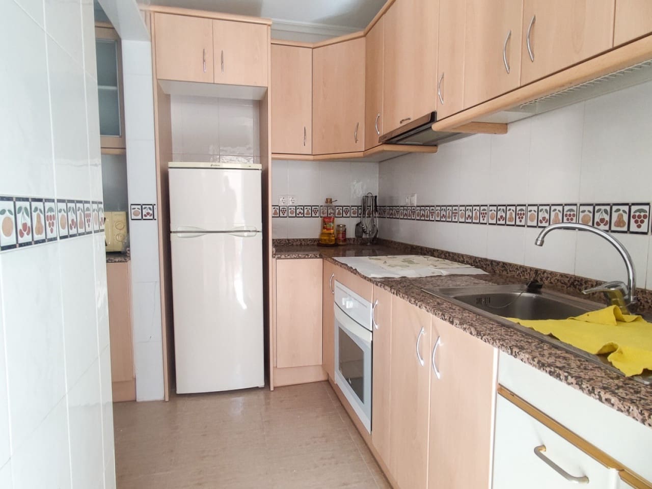 2 makuuhuone Rivitalo myytävänä paikassa Avileses - 115 000 € (Ref: 10078342)