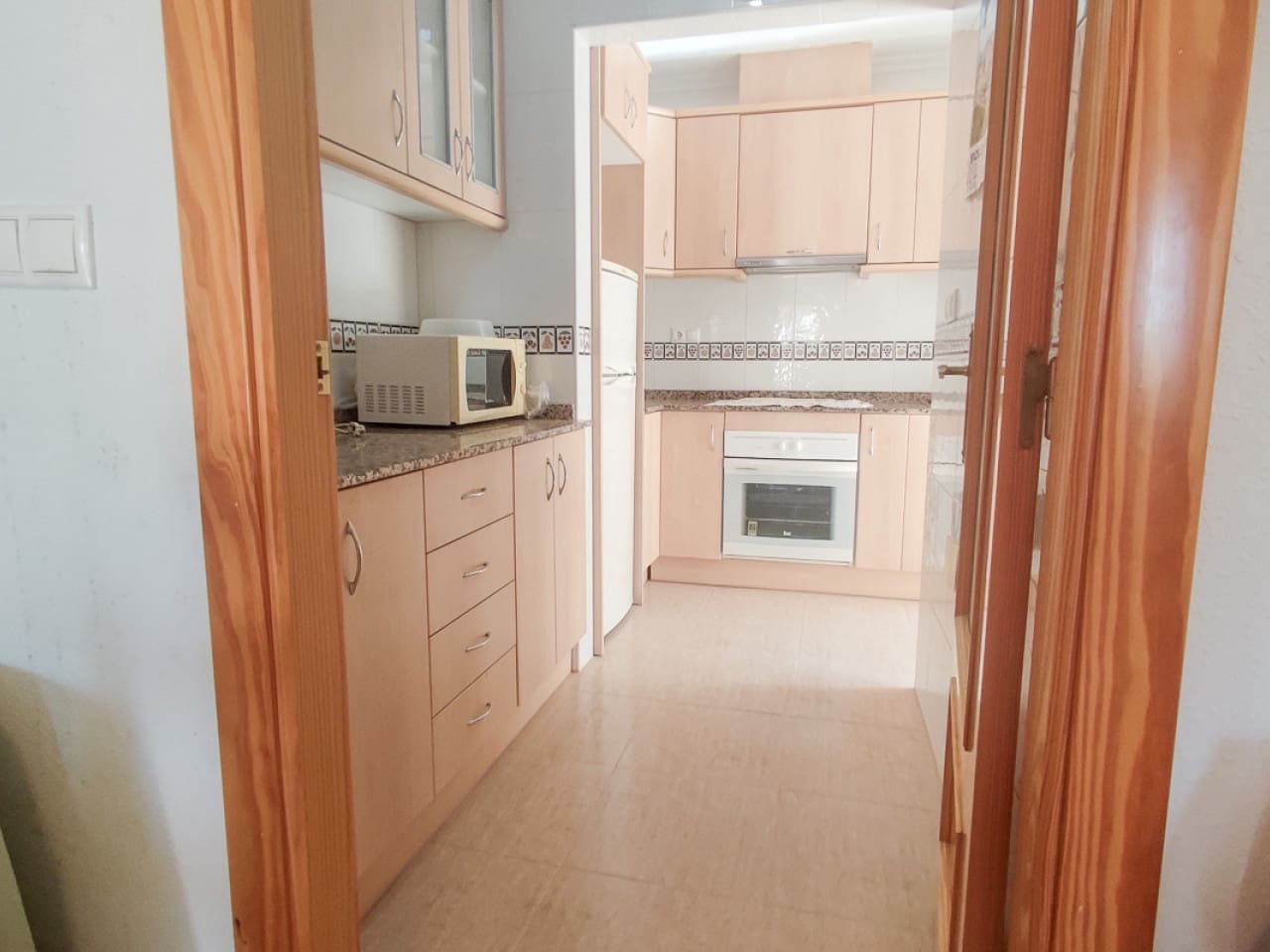 2 makuuhuone Rivitalo myytävänä paikassa Avileses - 115 000 € (Ref: 10078342)