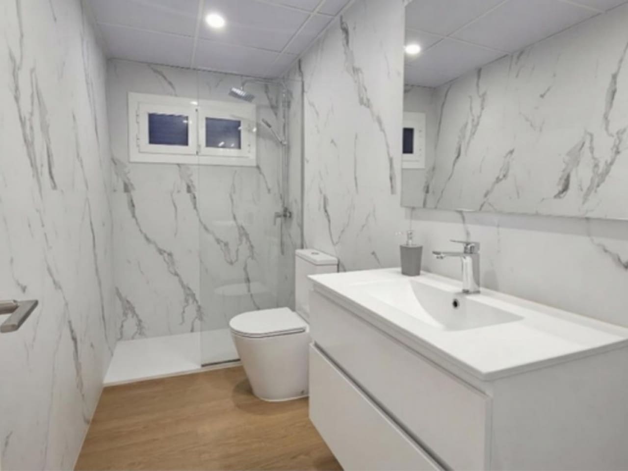 2 quarto Penthouse para venda em Puerto de Mazarron com piscina - 135 000 € (Ref: 10081209)