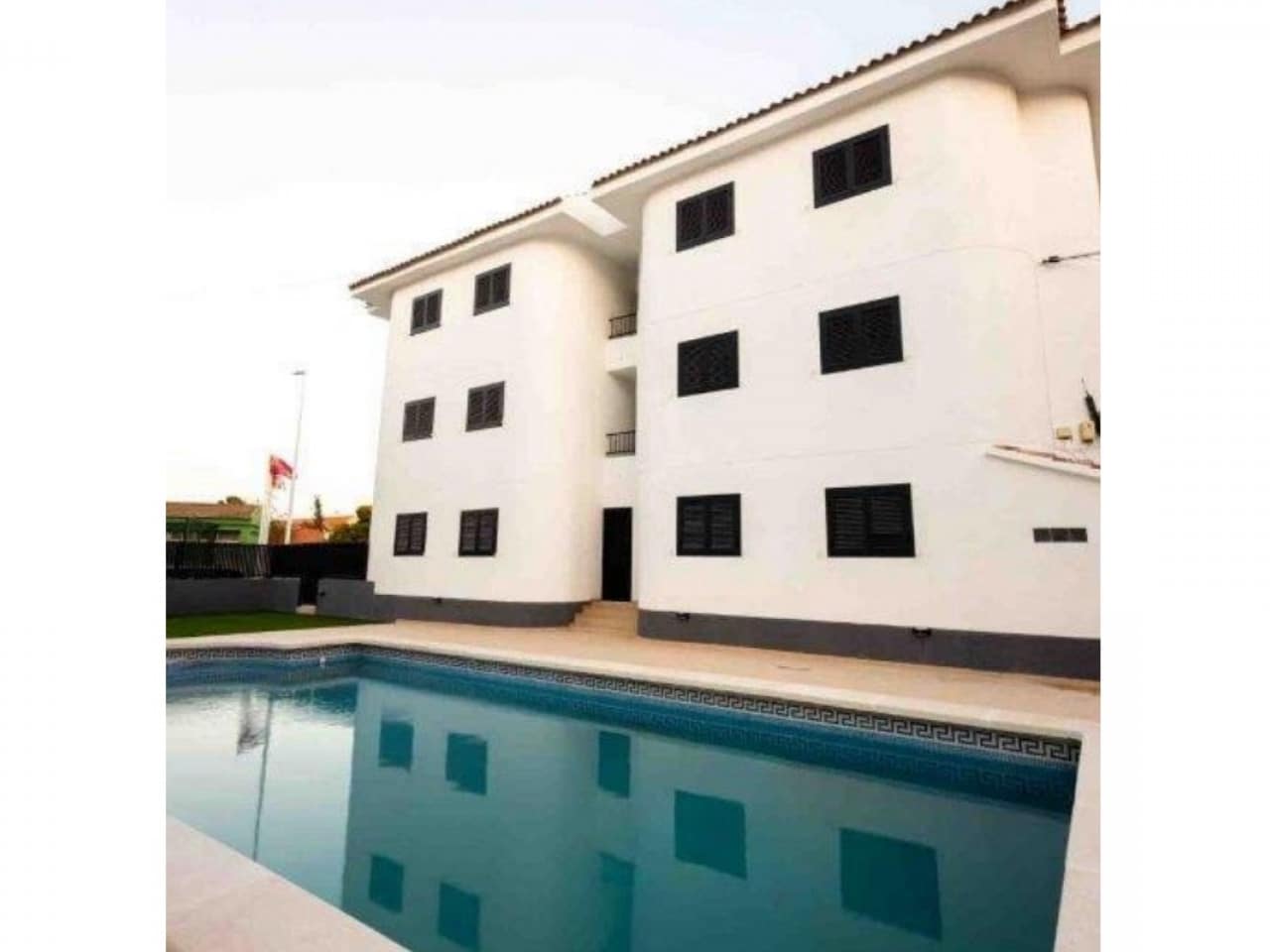 2 quarto Penthouse para venda em Puerto de Mazarron com piscina - 135 000 € (Ref: 10081209)