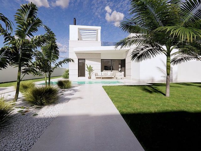 3 soveværelse Villa til salg i San Luis, Torrevieja med swimmingpool garage - € 799.000 (Ref: 10102590)
