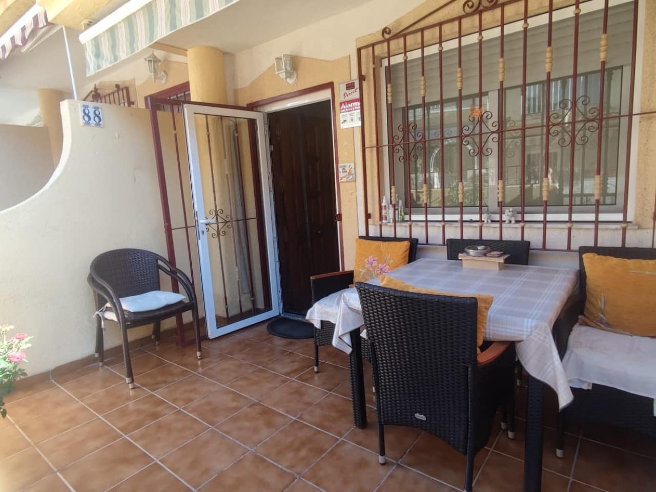 3 sovrum Hus till salu i Playa Flamenca med pool - 200 000 € (Ref: 10102592)