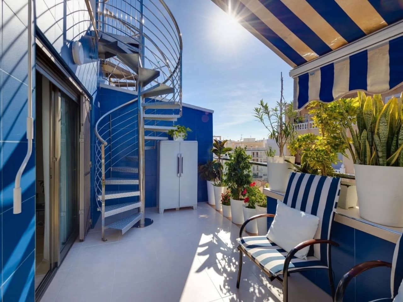 3 soverom Leilighet til salgs i Torrevieja med svømmebasseng garasje - € 329 000 (Ref: 10102593)