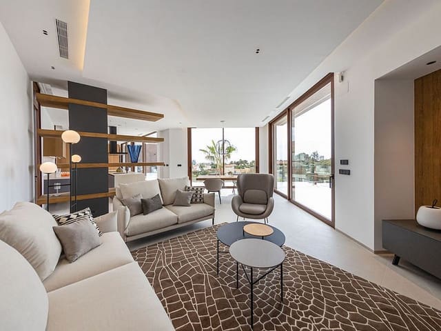 4 soveværelse Villa til salg i Benidorm med swimmingpool - € 2.825.000 (Ref: 10139706)