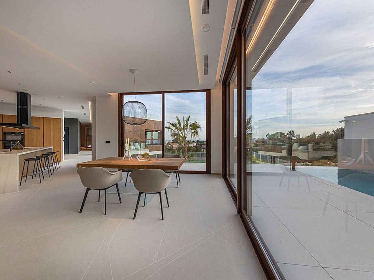 4 quarto Moradia para venda em Benidorm com piscina - 2 825 000 € (Ref: 10139706)