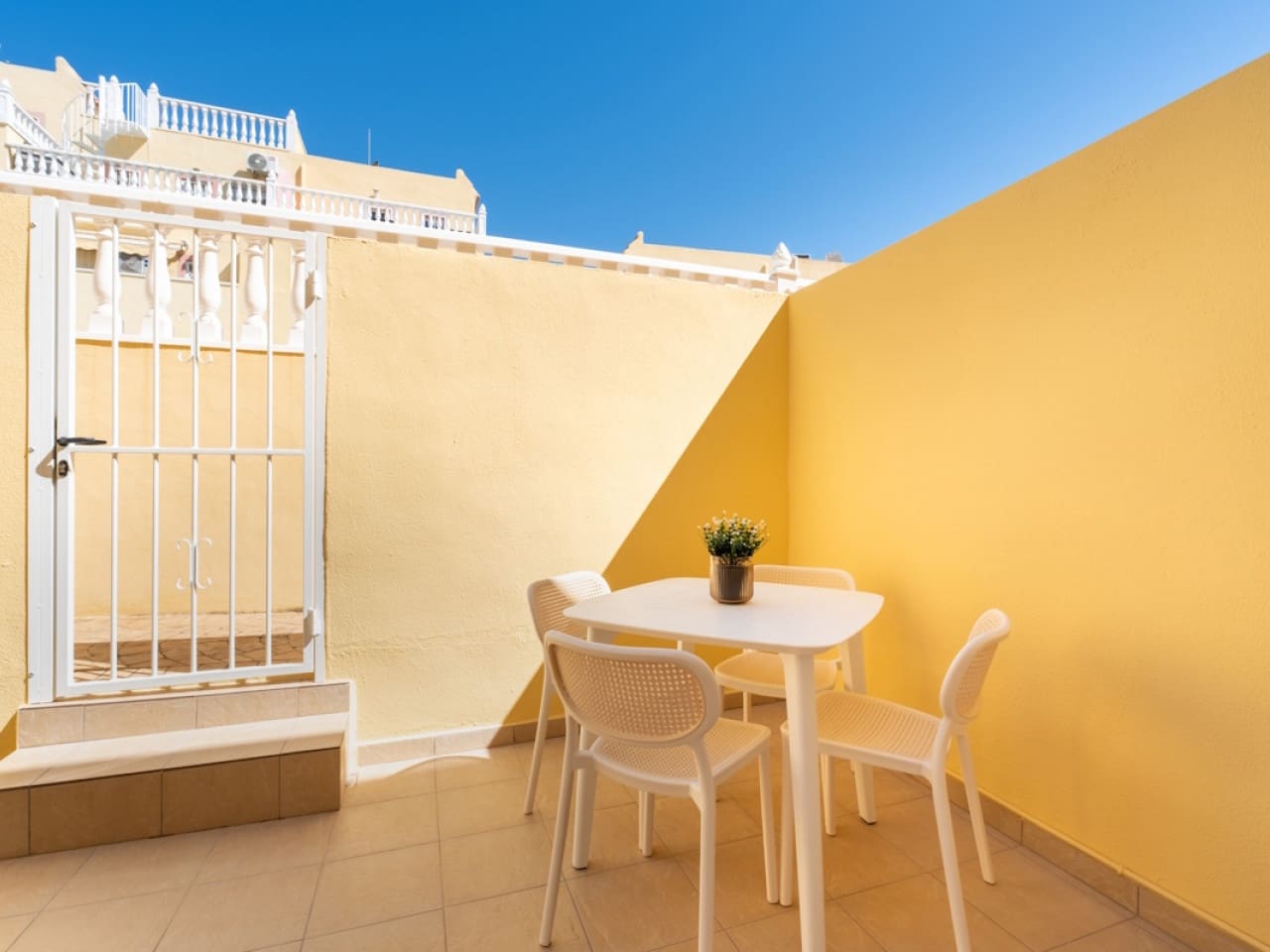 2 soverom Hus til salgs i Orihuela Costa med svømmebasseng garasje - € 229 800 (Ref: 10144725)