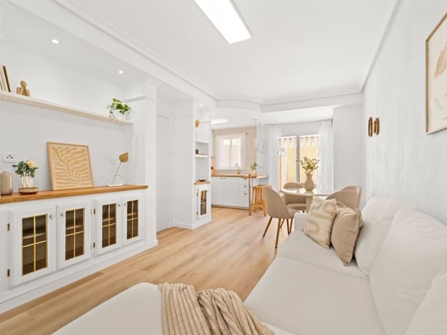 2 soverom Hus til salgs i Orihuela Costa, Orihuela med svømmebasseng garasje - € 229 800 (Ref: 10144725)