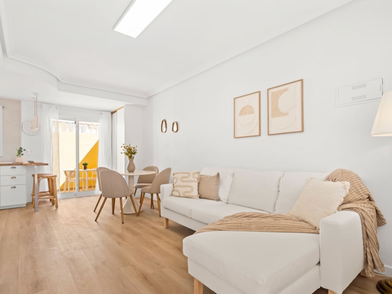 2 soverom Hus til salgs i Orihuela Costa med svømmebasseng garasje - € 229 800 (Ref: 10144725)