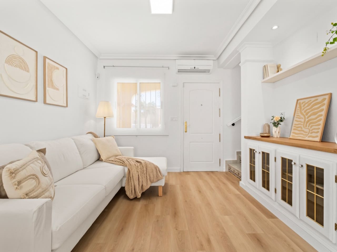 2 soverom Hus til salgs i Orihuela Costa med svømmebasseng garasje - € 229 800 (Ref: 10144725)