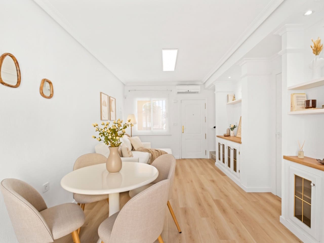 2 soverom Hus til salgs i Orihuela Costa med svømmebasseng garasje - € 229 800 (Ref: 10144725)