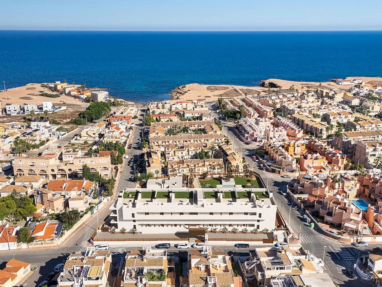 3 slaapkamer Halfvrijstaande villa te koop in Torrevieja met zwembad garage - € 589.900 (Ref: 10147379)