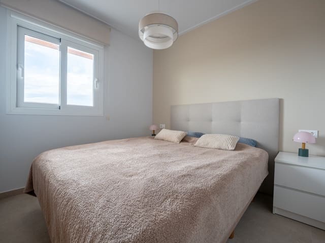 Apartamento de 3 habitaciones en El Raso, Guardamar del Segura en venta con piscina garaje - 398.000 € (Ref: 10155266)