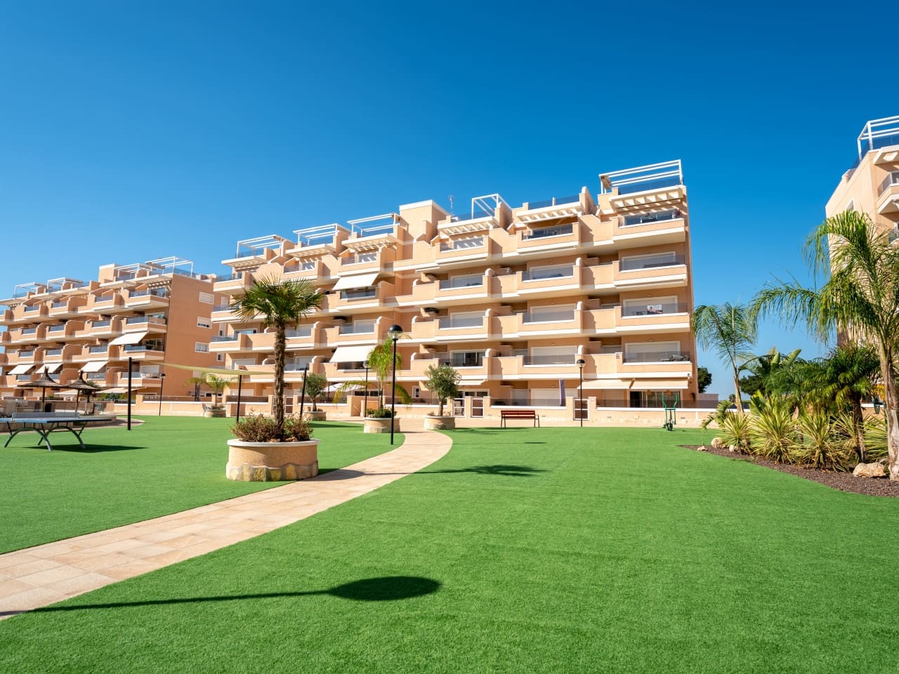 3 soveværelse Lejlighed til salg i El Raso med swimmingpool garage - € 398.000 (Ref: 10155266)