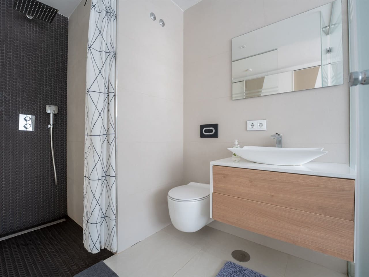 3 sovrum Radhus till salu i Torrevieja med pool garage - 299 900 € (Ref: 10162273)