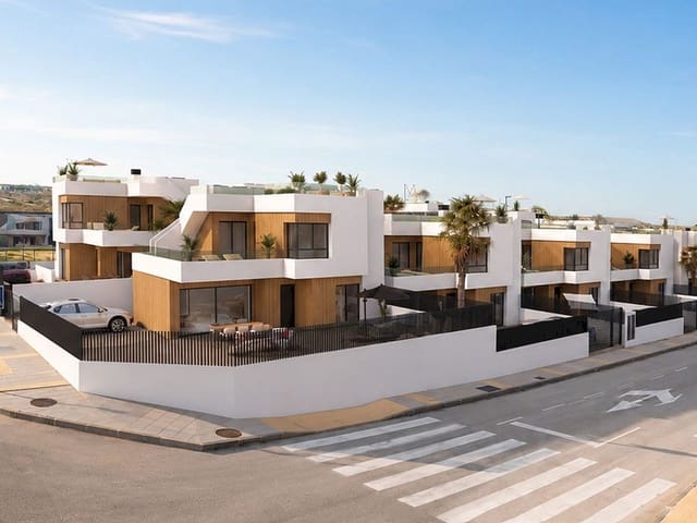 Chalet de 3 habitaciones en Los Montesinos en venta con piscina garaje - 570.000 € (Ref: 10166662)