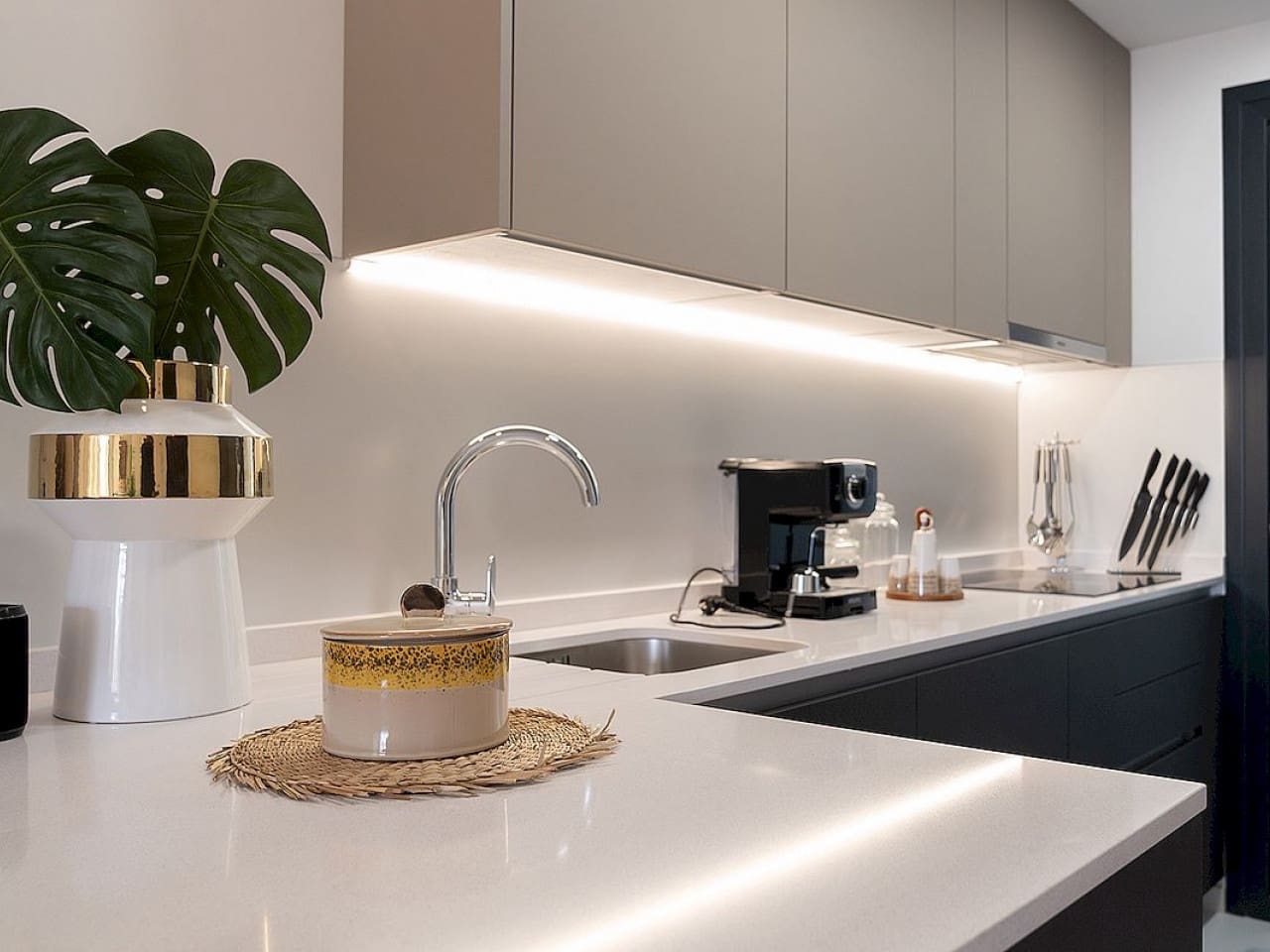 2 soverom Leilighet til salgs i Benidorm med svømmebasseng - € 497 000 (Ref: 9318191)