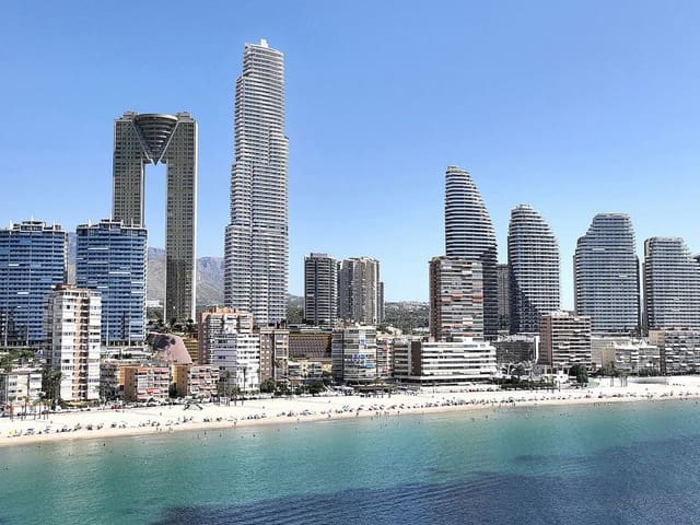 3 camera da letto Appartamento in vendita in Playa Poniente, Benidorm con piscina - 1.650.000 € (Rif: 9318198)