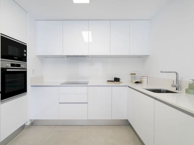 3 soveværelse Lejlighed til salg i Gran Alacant, Santa Pola med swimmingpool - € 405.000 (Ref: 9318231)