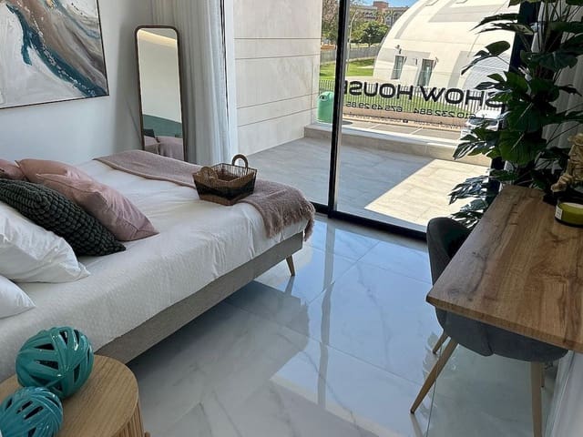 3 bedroom Villa for sale in San Pedro del Pinatar with pool - € 465,000 (Ref: 9318232)