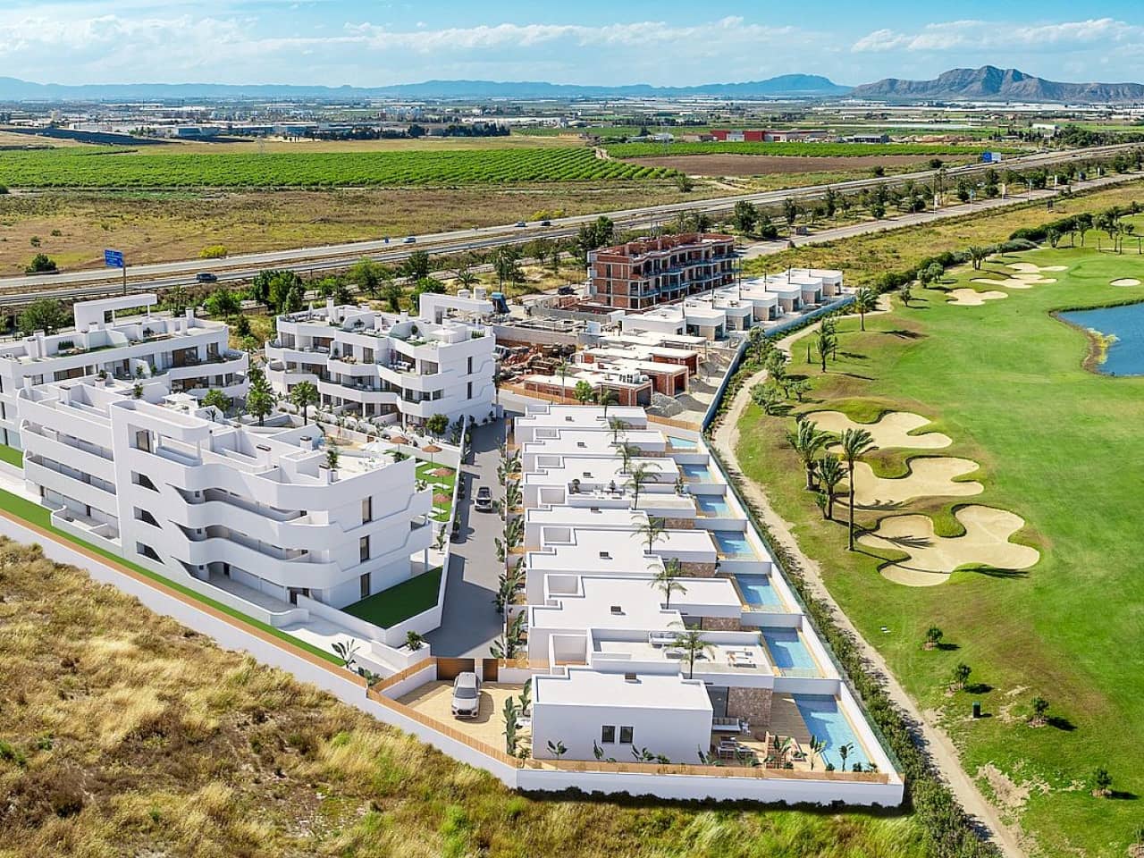 2 Zimmer Apartment zu verkaufen in Los Alcazares mit Pool Garage - 269.000 € (Ref: 9318238)