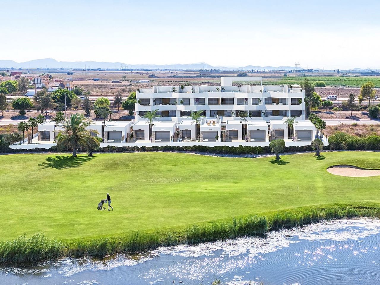 2 bedroom Apartment for sale in Los Alcazares with pool - € 292,000 (Ref: 9318239)