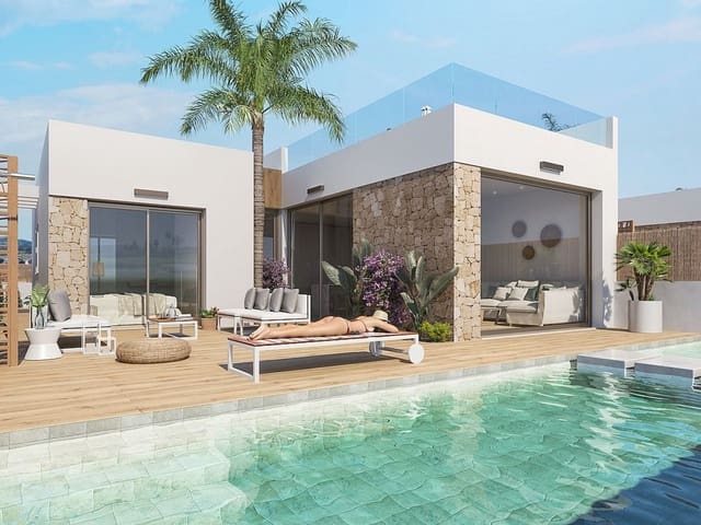 3 bedroom Villa for sale in Los Alcázares with pool - € 599,000 (Ref: 9318242)