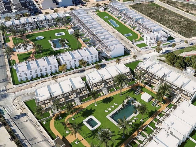 2 quarto Moradia em Banda para venda em Pilar de la Horadada com piscina - 296 000 € (Ref: 9318252)