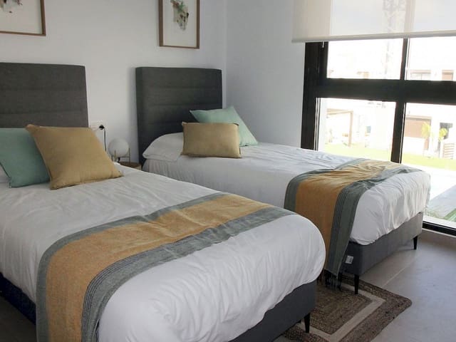 3 quarto Casa em Banda para venda em Pilar de la Horadada com piscina - 344 900 € (Ref: 9318261)