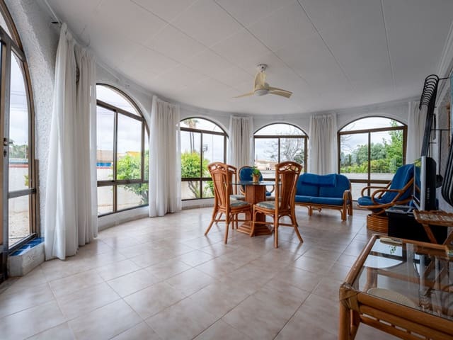 3 quarto Moradia para venda em La Siesta, Torrevieja com piscina - 399 000 € (Ref: 9318270)