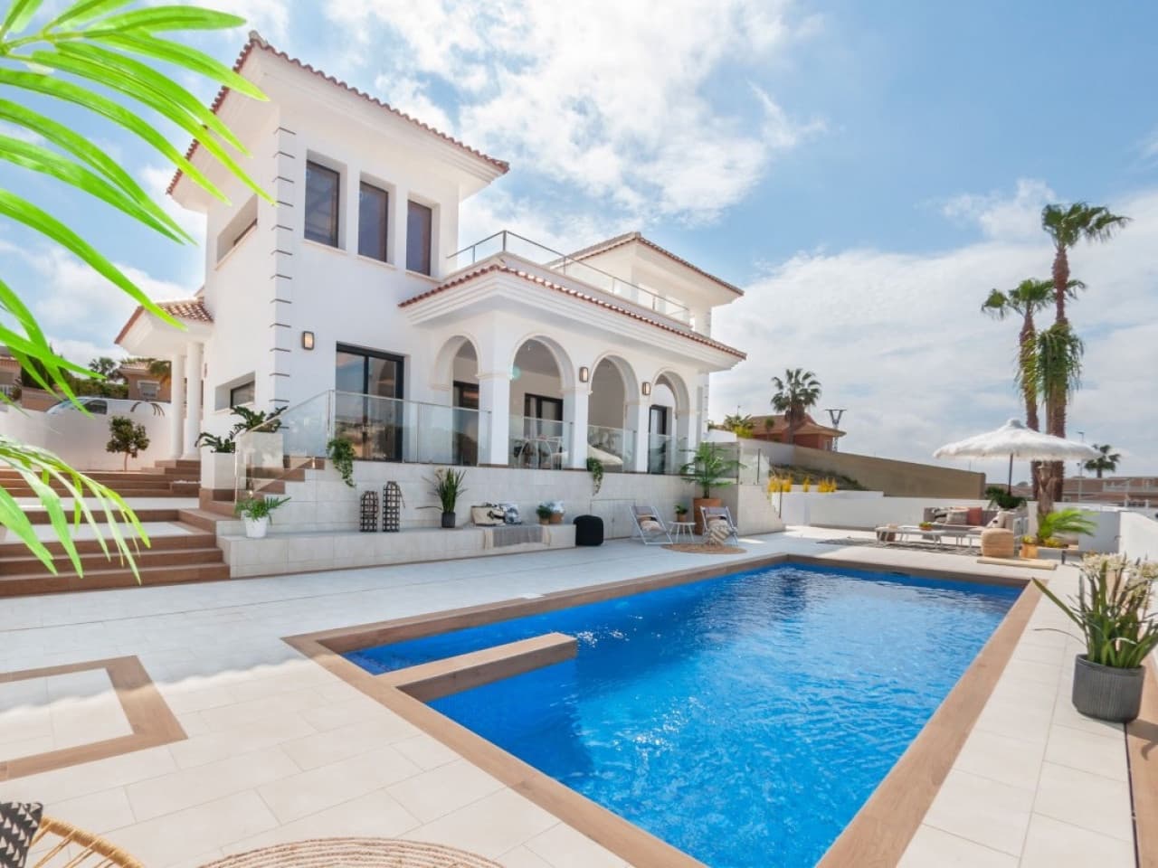 3 bedroom Villa for sale in Ciudad Quesada with pool - € 871,162 (Ref: 9318271)