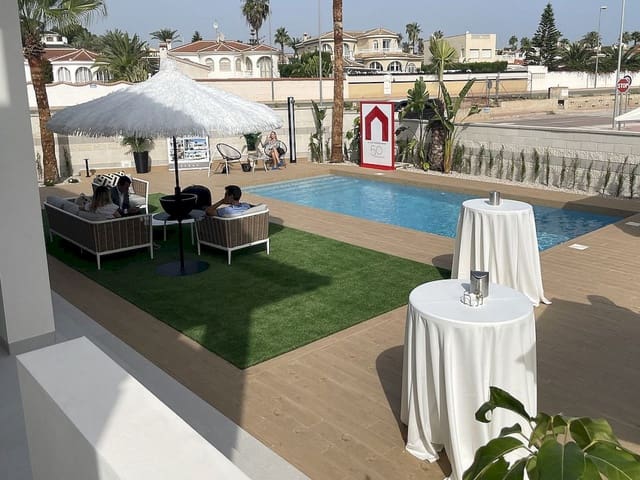 3 soverom Villa til salgs i Ciudad Quesada, Rojales med svømmebasseng - € 871 162 (Ref: 9318271)