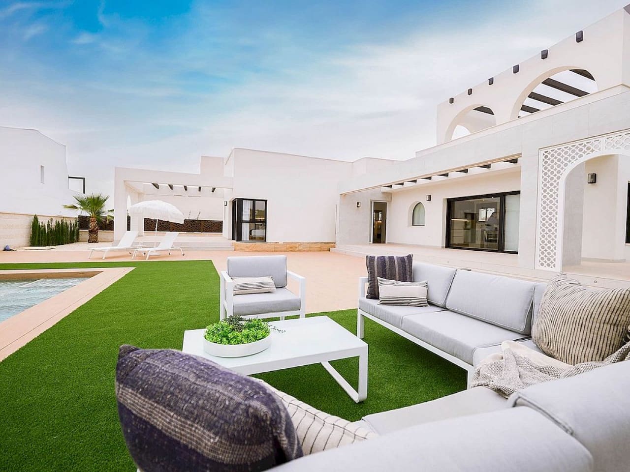 3 camera da letto Villa in vendita in Dona Pepa con piscina - 852.460 € (Rif: 9318272)