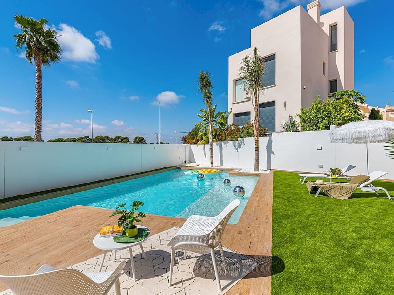 4 soverom Villa til salgs i Dona Pepa med svømmebasseng - € 821 910 (Ref: 9318275)