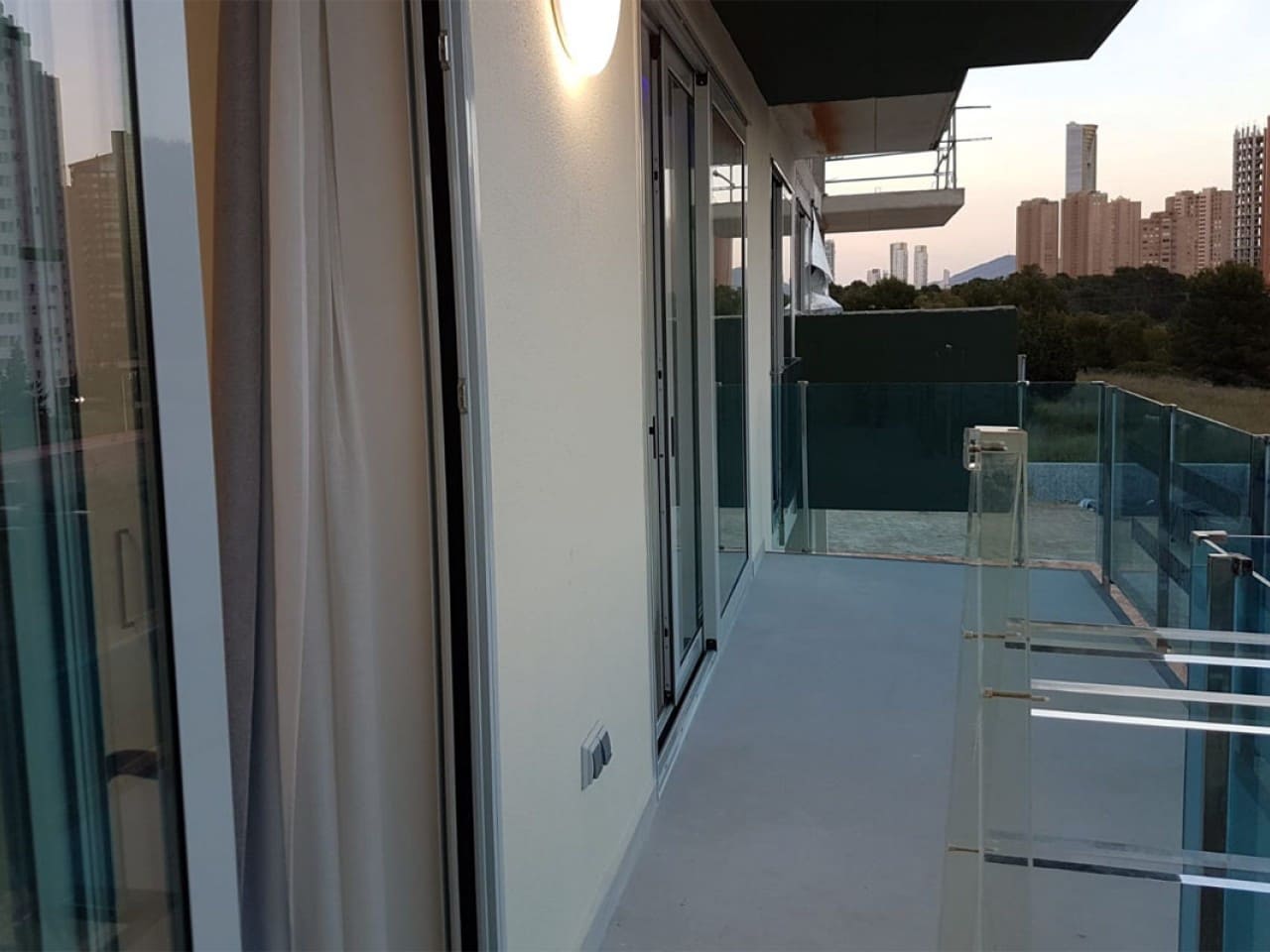 1 bedroom Apartment for sale in Benidorm with pool - € 275,000 (Ref: 9318289)