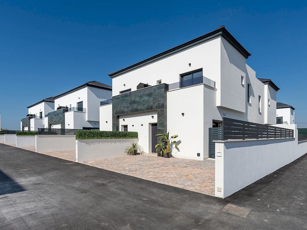 3 soveværelse Villa til salg i Gran Alacant med swimmingpool - € 350.000 (Ref: 9318294)