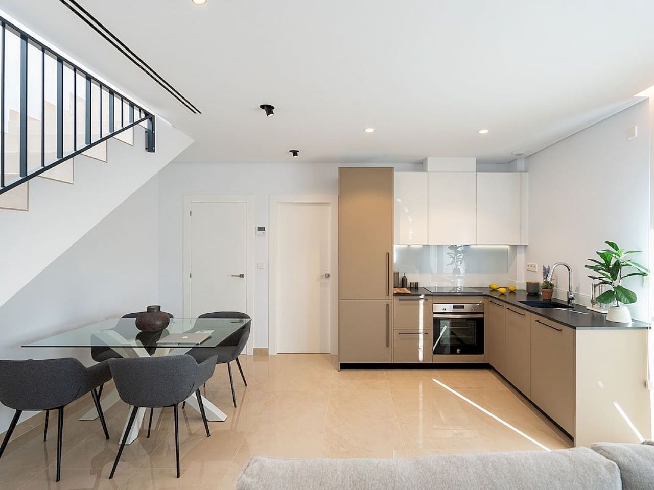 3 soveværelse Villa til salg i Gran Alacant med swimmingpool - € 350.000 (Ref: 9318294)