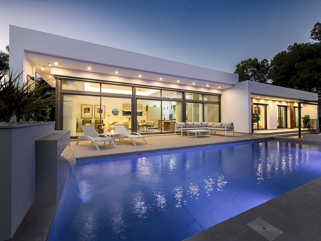 3 bedroom Villa for sale in Pinar de Campoverde with pool - € 825,000 (Ref: 9318297)