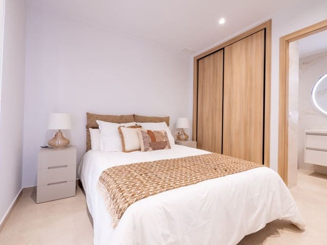 3 bedroom Apartment for sale in El Raso, Guardamar del Segura with pool - € 299,900 (Ref: 9318323)