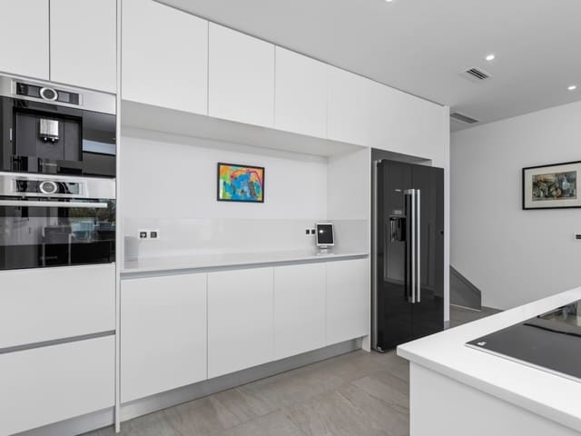 4 sypialnia Willa na sprzedaż w San Miguel de Salinas z basenem - 695 000 € (Ref: 9318332)