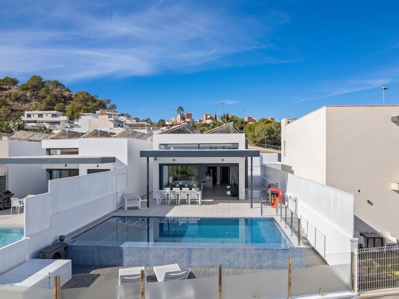 4 bedroom Villa for sale in San Miguel de Salinas with pool - € 695,000 (Ref: 9318332)