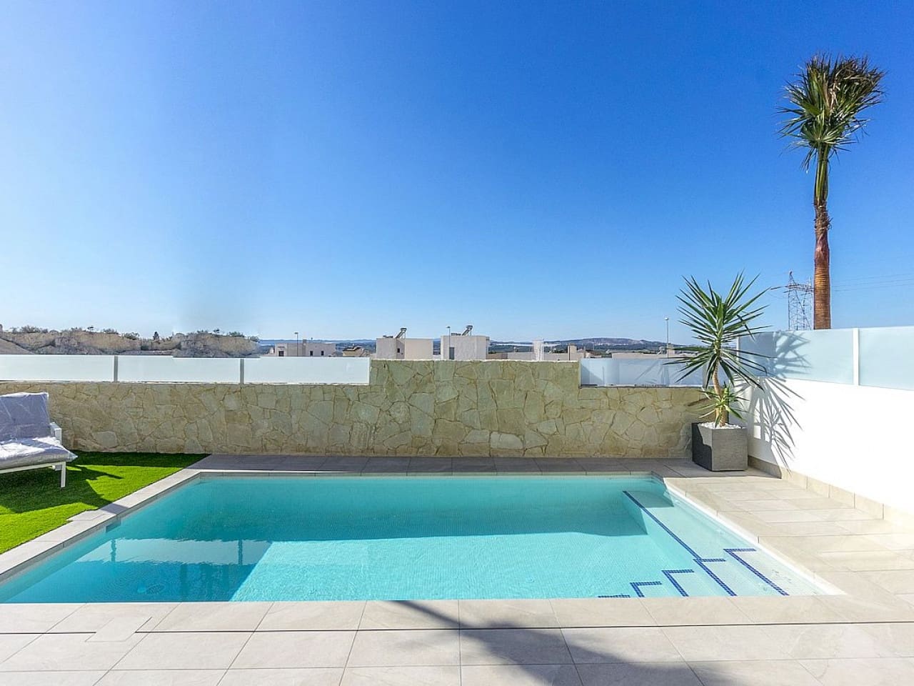 3 bedroom Villa for sale in Rojales with pool - € 649,000 (Ref: 9318338)