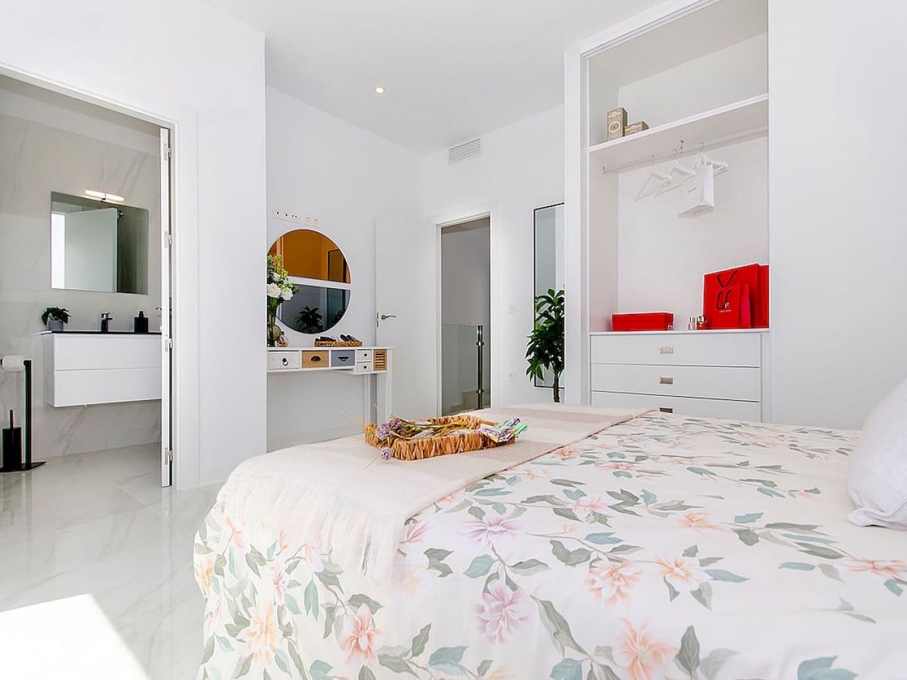 3 sypialnia Willa na sprzedaż w Los Montesinos z basenem - 389 000 € (Ref: 9318339)