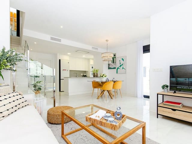 3 sypialnia Willa na sprzedaż w Los Montesinos z basenem - 389 000 € (Ref: 9318339)