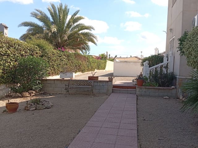 2 bedroom Villa for sale in Benijófar with pool - € 239,000 (Ref: 9318361)