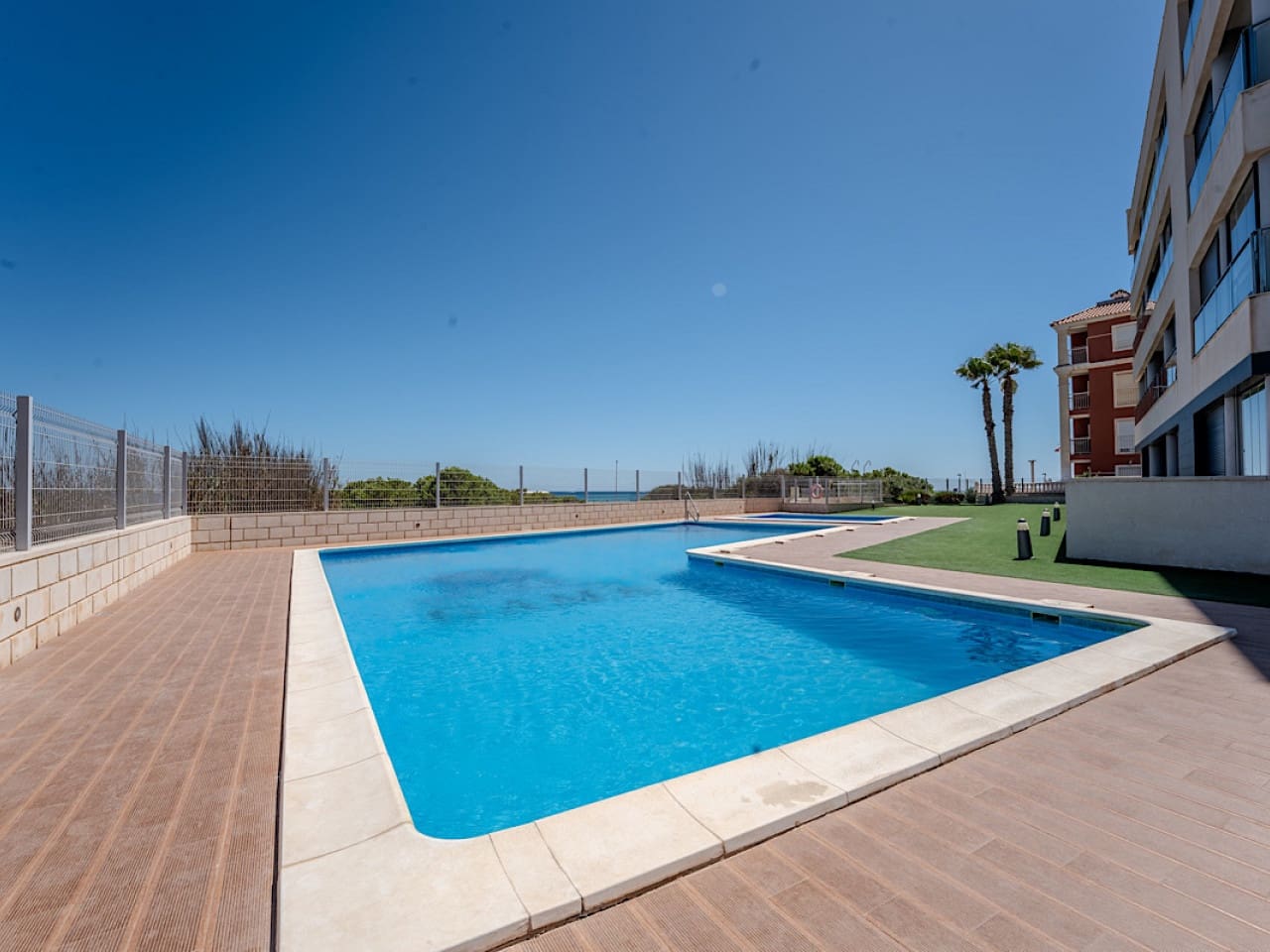 2 makuuhuone Huoneisto myytävänä paikassa La Mata mukana uima-altaan - 367 500 € (Ref: 9318366)