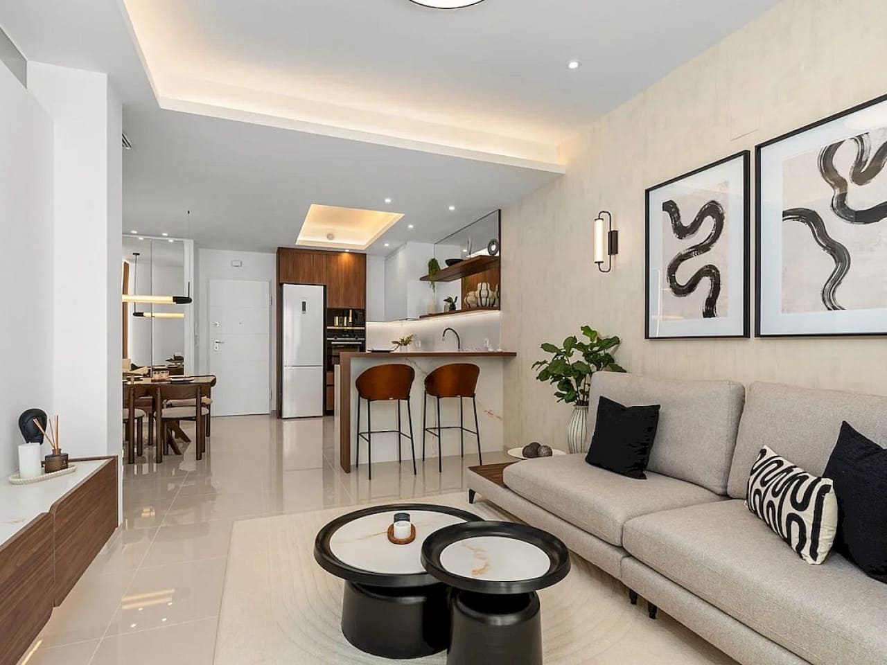 3 slaapkamer Rijtjeshuis te koop in Pueblo Bravo met zwembad - € 380.540 (Ref: 9318377)